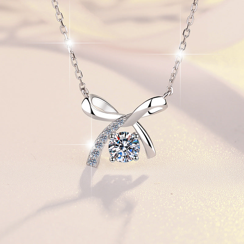 Damen Halskette mit elegantem Schleifenanhänger und hochwertigem Zirkonia-Besatz Shop Nory