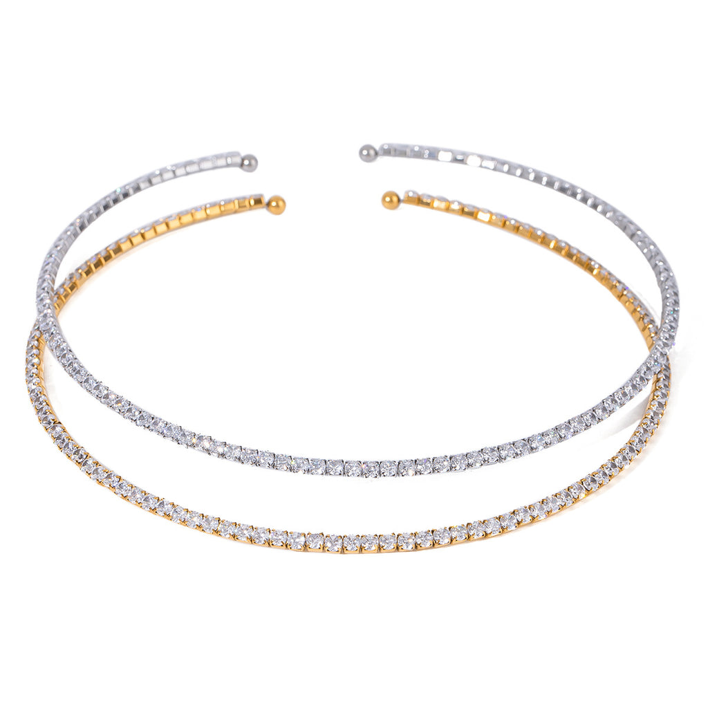 Damen Armreif mit funkelnden Zirkonia-Elementen und hypoallergener Edelstahlverarbeitung Shop Nory