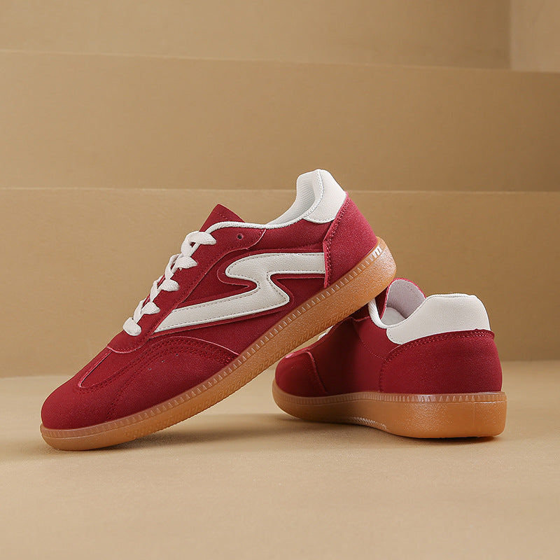 Damen Retro‑Sneaker mit Gumsohle, Kontraststreifen und gepolstertem Komfortfußbett Shop Nory
