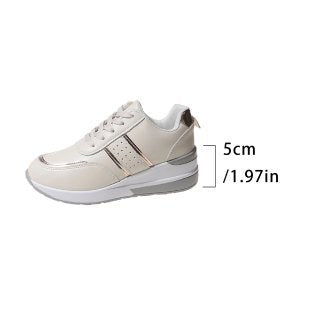 Damen Wedgesneaker mit mittelhohem Plateau, gepolstertem Komfortschaft und elastischem Seiteneinsatz Shop Nory