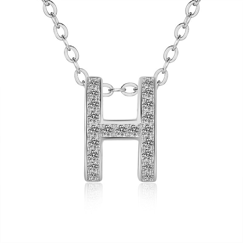 Damen Halskette mit funkelndem Buchstaben-Anhänger aus Zirkonia Shop Nory