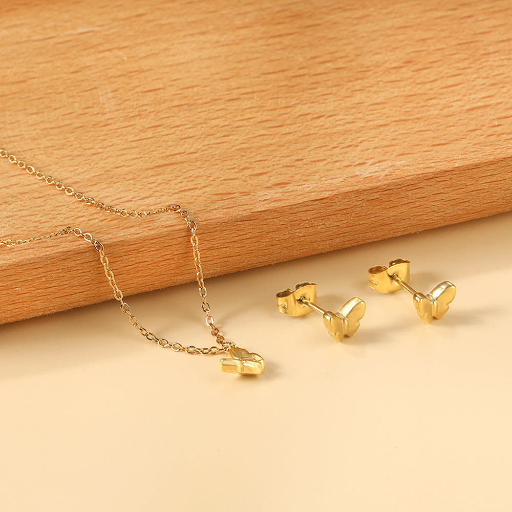 Damen Schmuckset mit stilvollem Schmetterlingsanhänger und passenden Ohrringen Shop Nory