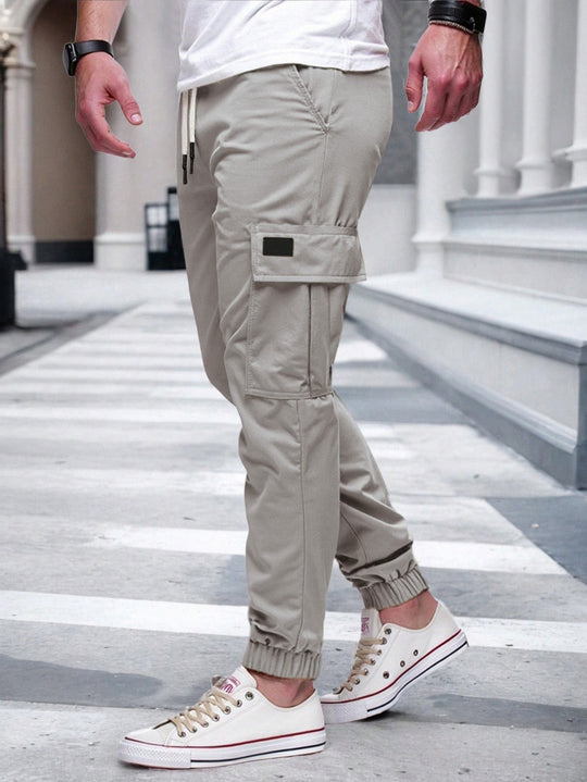 Herren Cargo-Hose mit elastischem Bund und multifunktionalen Taschen