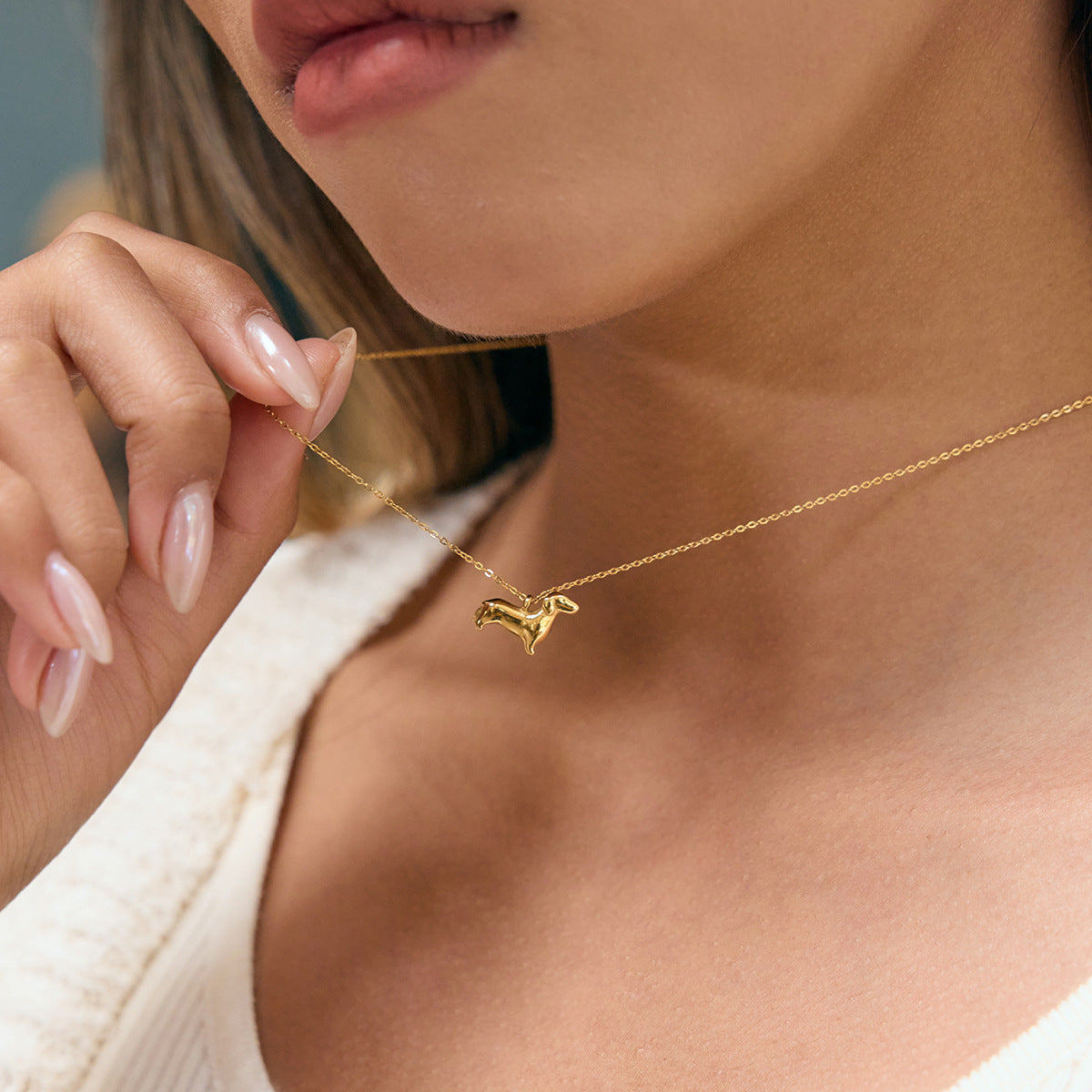 Damen Halskette mit liebevollem Dackel-Anhänger aus hypoallergenem Edelstahl Shop Nory