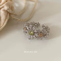 Damenring mit floralen Elementen und funkelndem Zirkonia Shop Nory