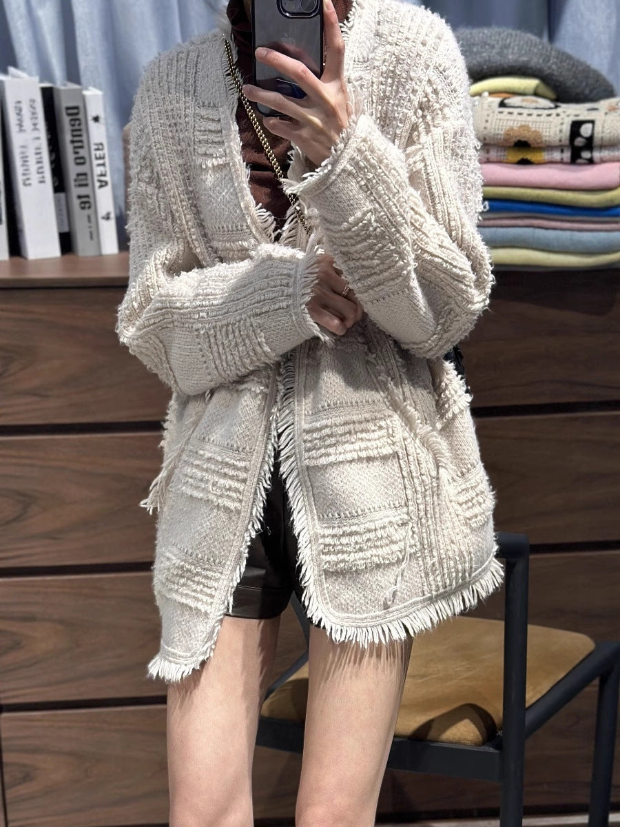 Damen Oversize Strickcardigan mit strukturierter Karomuster‑Optik, Fransen und Eingrifftaschen Shop Nory