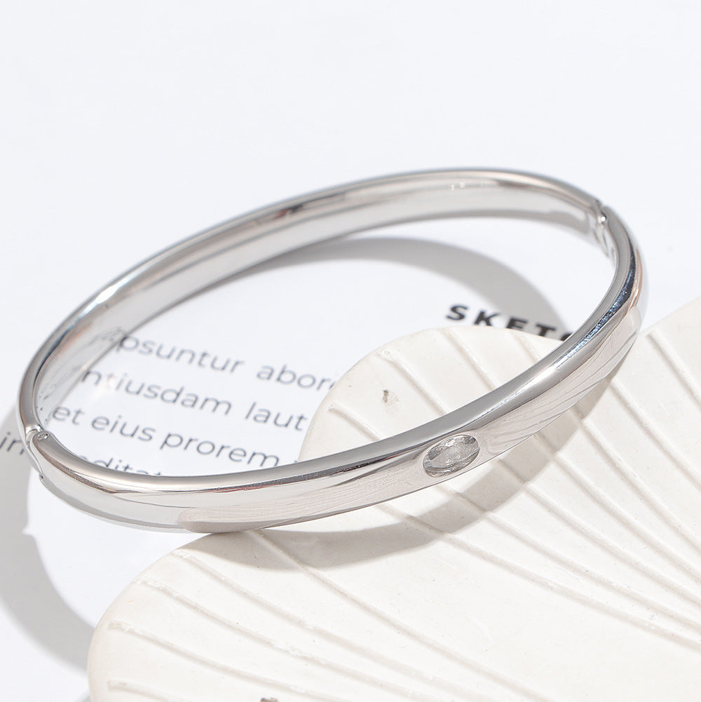 Damen Armreif mit funkelndem Zirkonia-Shop Nory