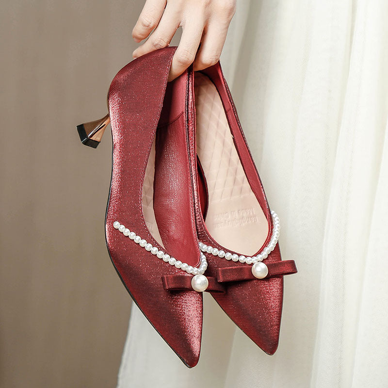 Damen elegante Pumps mit Perlenapplikation und raffinierter Schleife