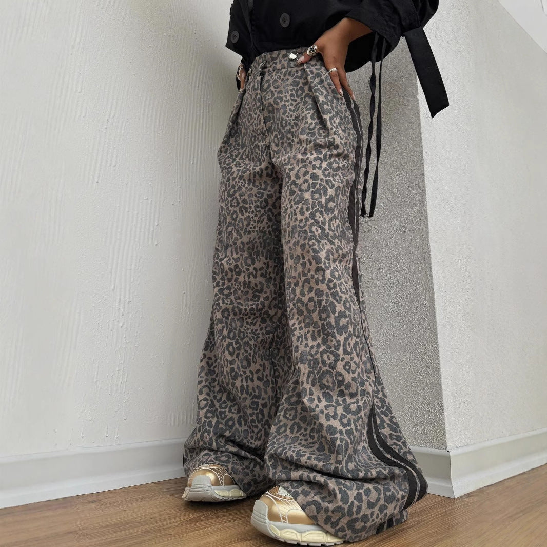 Damen weite Leoparden-Trackpants mit elastischem Bund und seitlichen Kontraststreifen Shop Nory