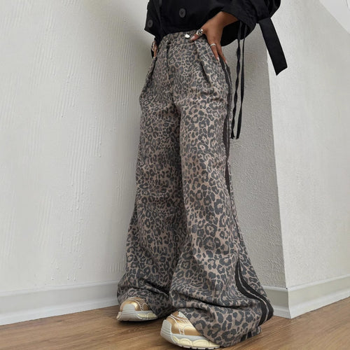 Damen weite Leoparden-Trackpants mit elastischem Bund und seitlichen Kontraststreifen Shop Nory