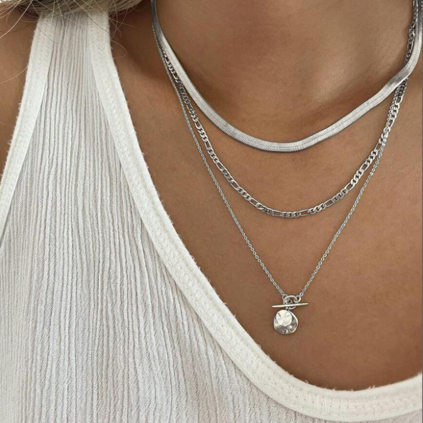 Damen mehrlagige Halskette mit filigranen Ketten und einzigartigem Anhänger Shop Nory