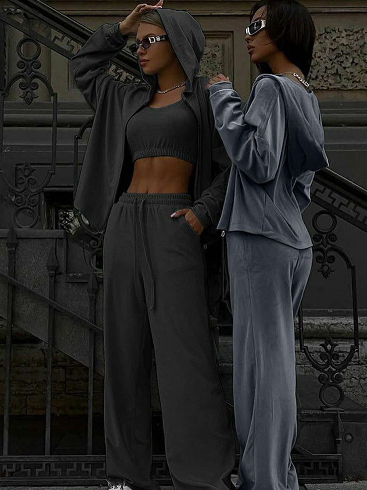 Damen weiches Velours-Lounge-Set mit kurzem Reißverschluss, extra langen Tunnelzügen und hochgeschnittener Komforthose Shop Nory