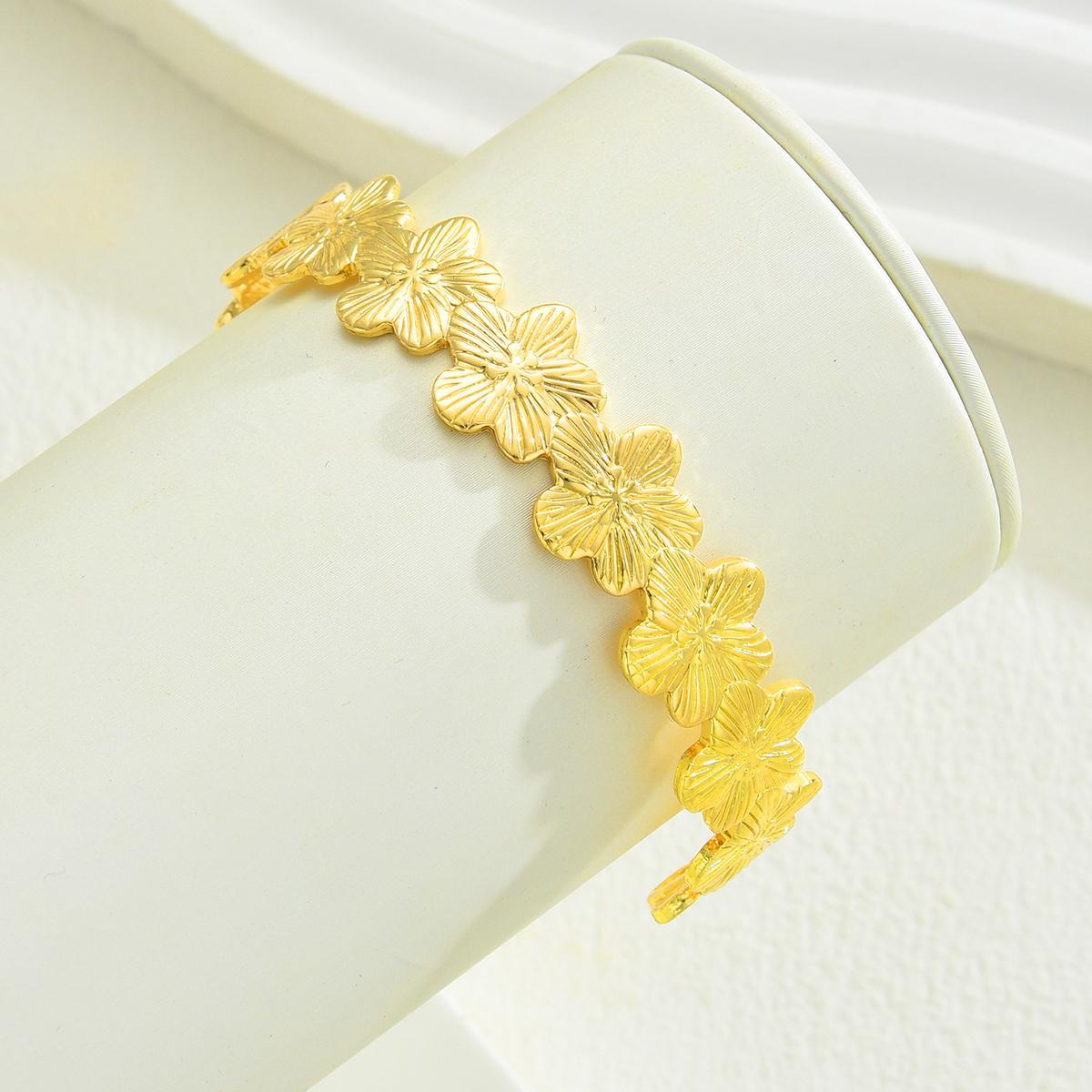 Damenarmband im floralen Design Shop Nory