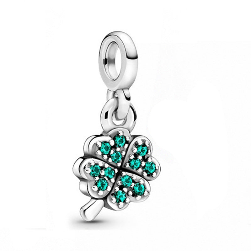 Versilberter Charm-Anhänger mit Mond, Sternen und Tanzender Elfe