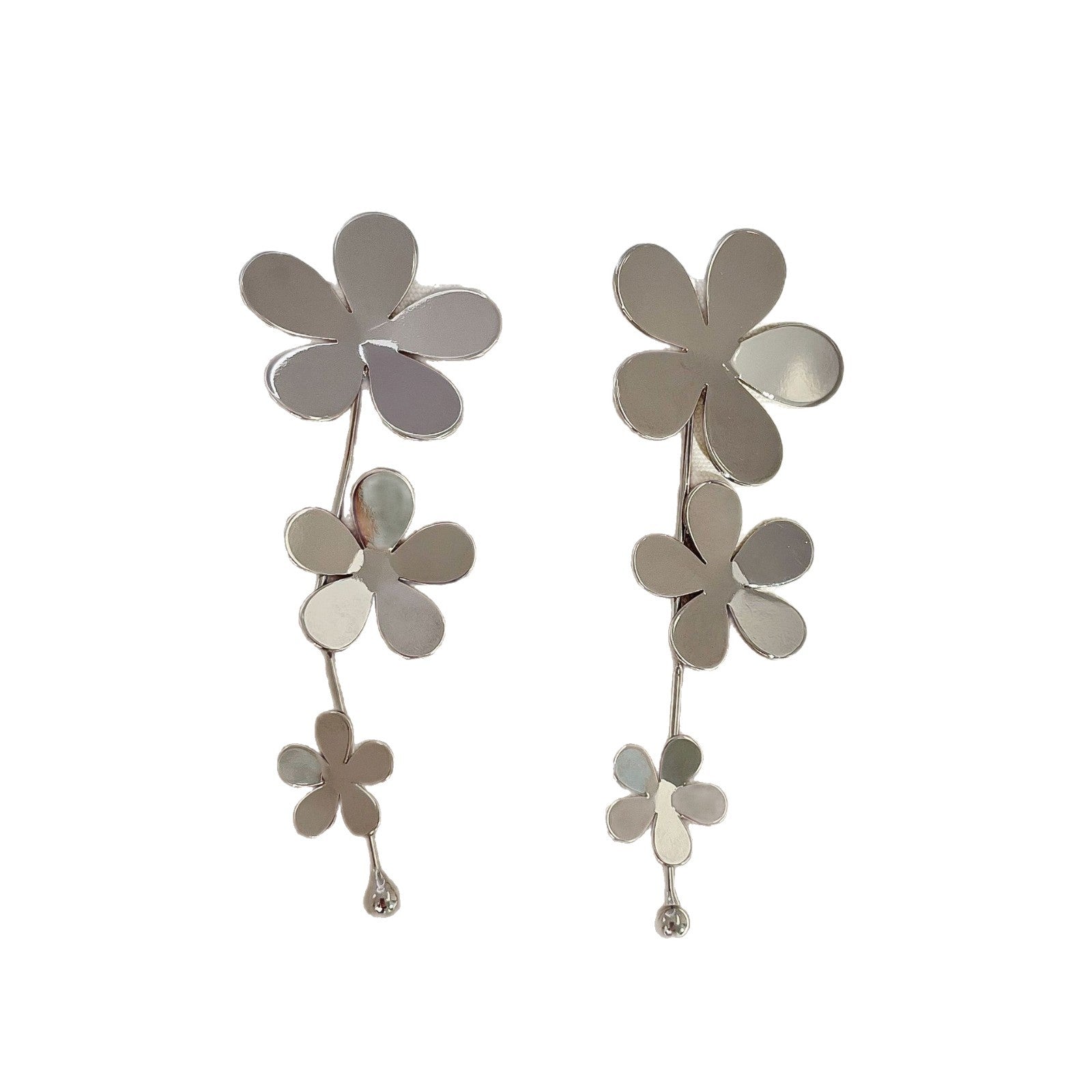 Damen Hängende Ohrringe im floralen Blütendesign Shop Nory