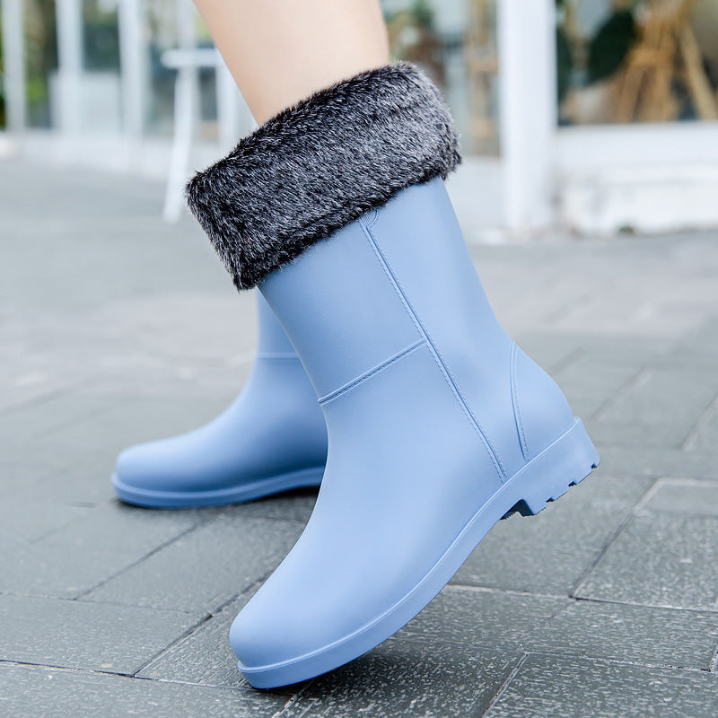Damen Mittelhohe nahtlose Regenstiefelette aus flexiblem Vollgummi mit griffiger Profilsohle Shop Nory