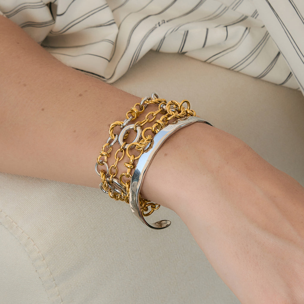 Damen Armband mit modernem Kettenmuster und hypoallergenen Eigenschaften Shop Nory