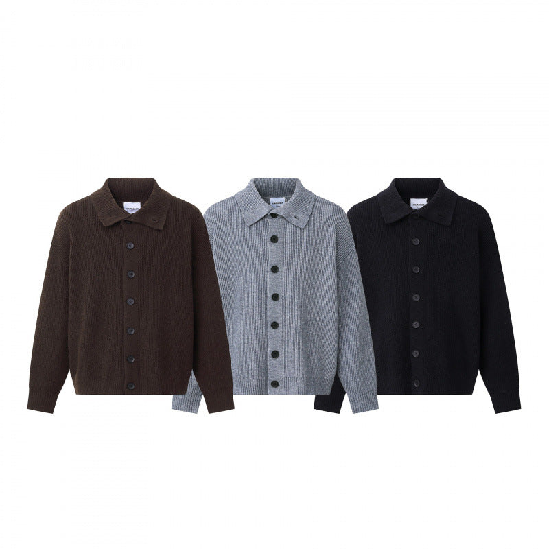 Unisex Boxy-Strickjacke mit Hemdkragen, gerippter Struktur und durchgehender Knopfleiste Shop Nory