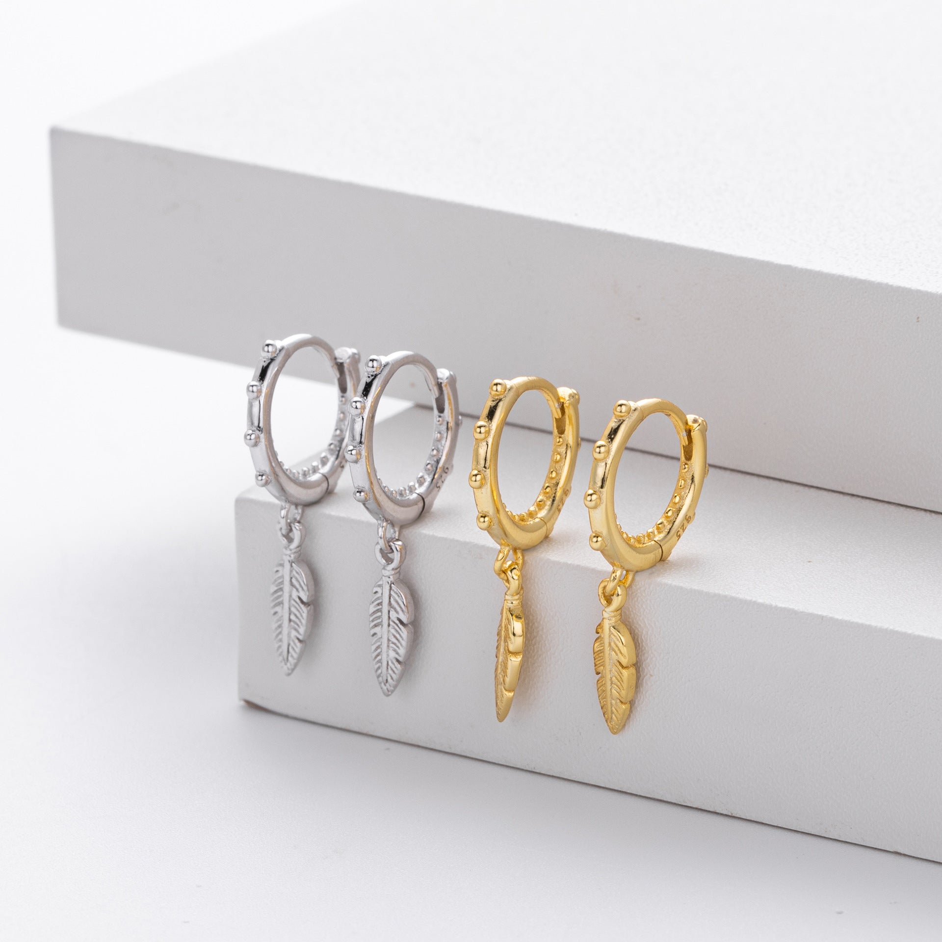 Damen Ohrhänger mit filigranen Blattanhängern aus 925 Sterling Silber Shop Nory