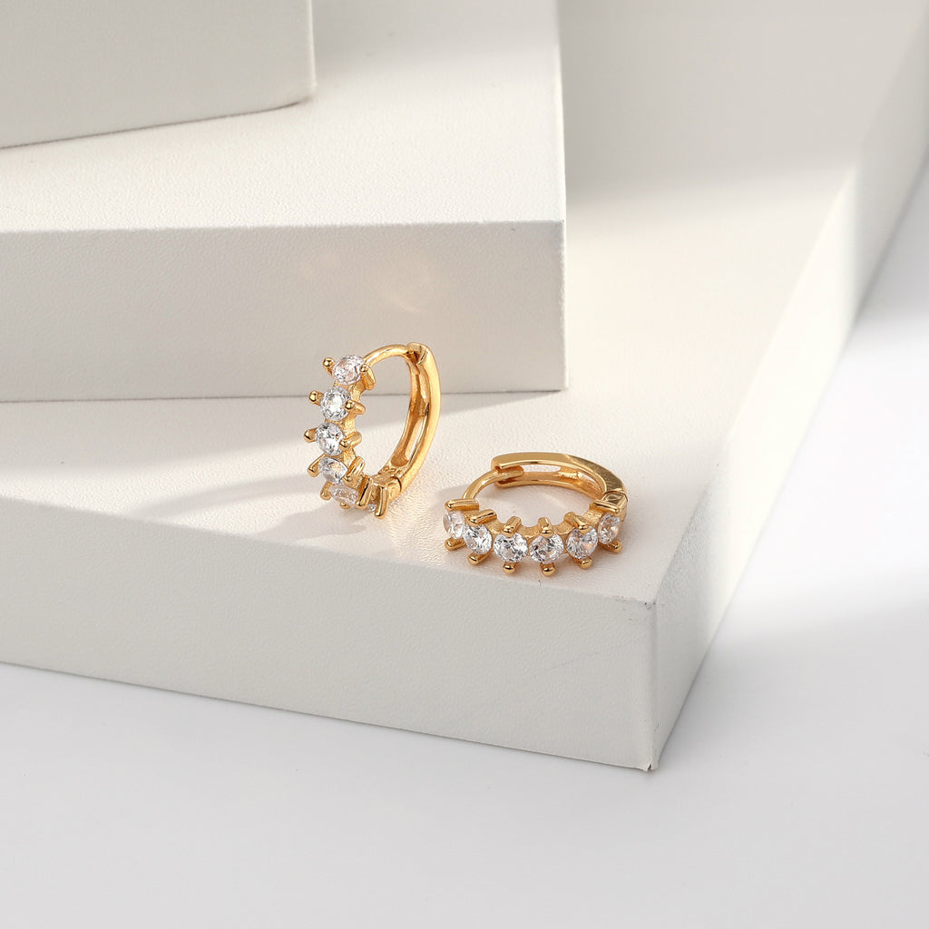 Damen Ohrhänger mit funkelnden Zirkonia und elegantem Design Shop Nory