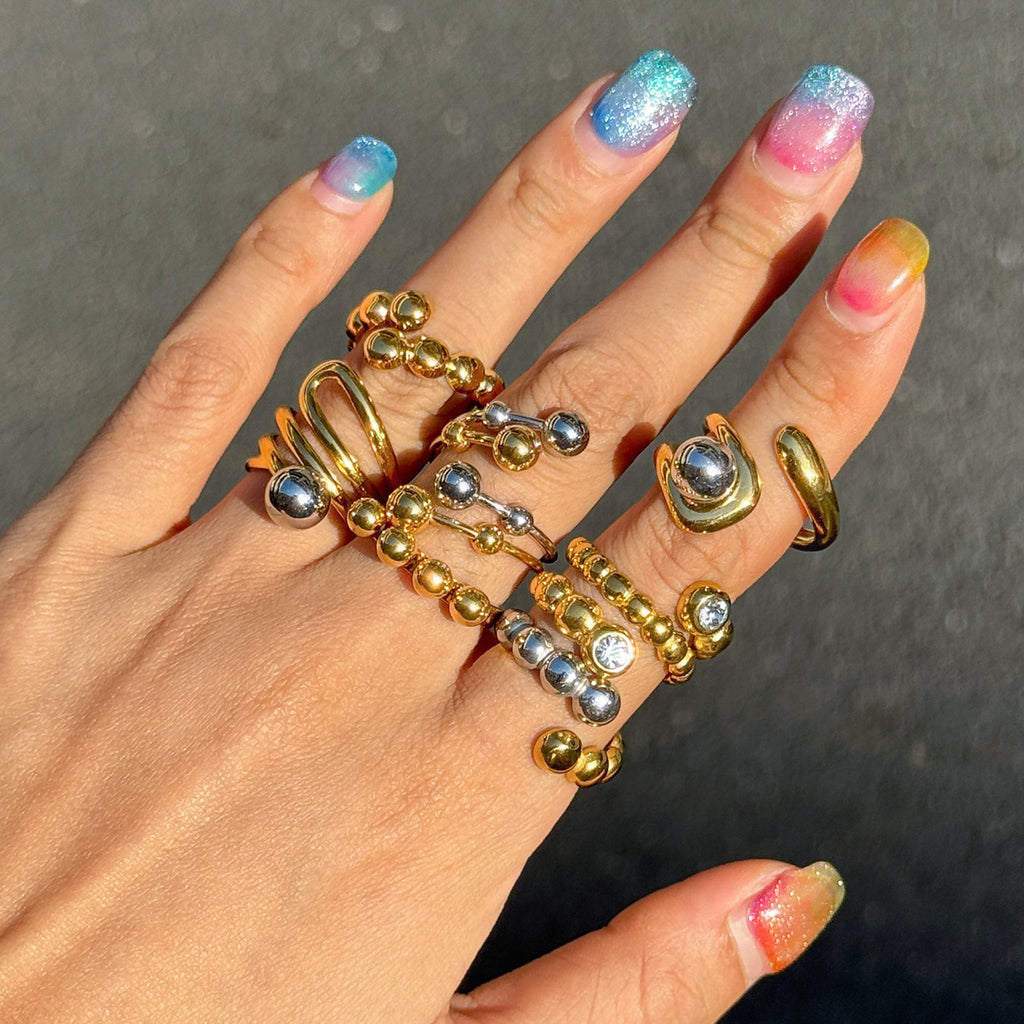 Damen Offener Edelstahlring mit verstellbarem Design und hochwertigen Kugeldetails Shop Nory