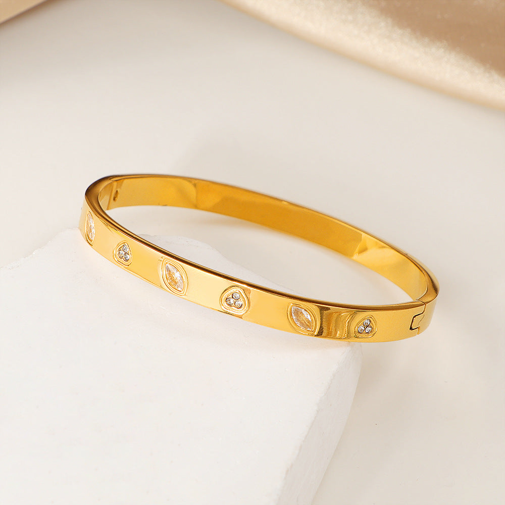 Damen elegante mit Kristallen besetzte Armreife Shop Nory