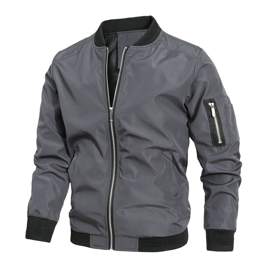 Leichte Bomberjacke mit Urbaner Kante