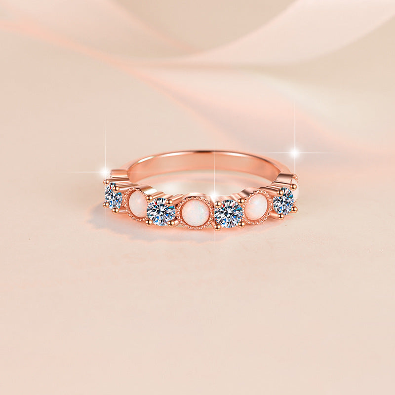 Damen eleganter Zirkonia-Bandring mit luxuriösem Design Shop Nory