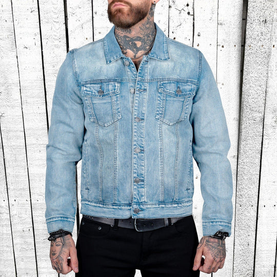 Herren taillierte Trucker-Denimjacke mit Pattentaschen, Metallknopfleiste und kontrastierenden Nähten Shop Nory