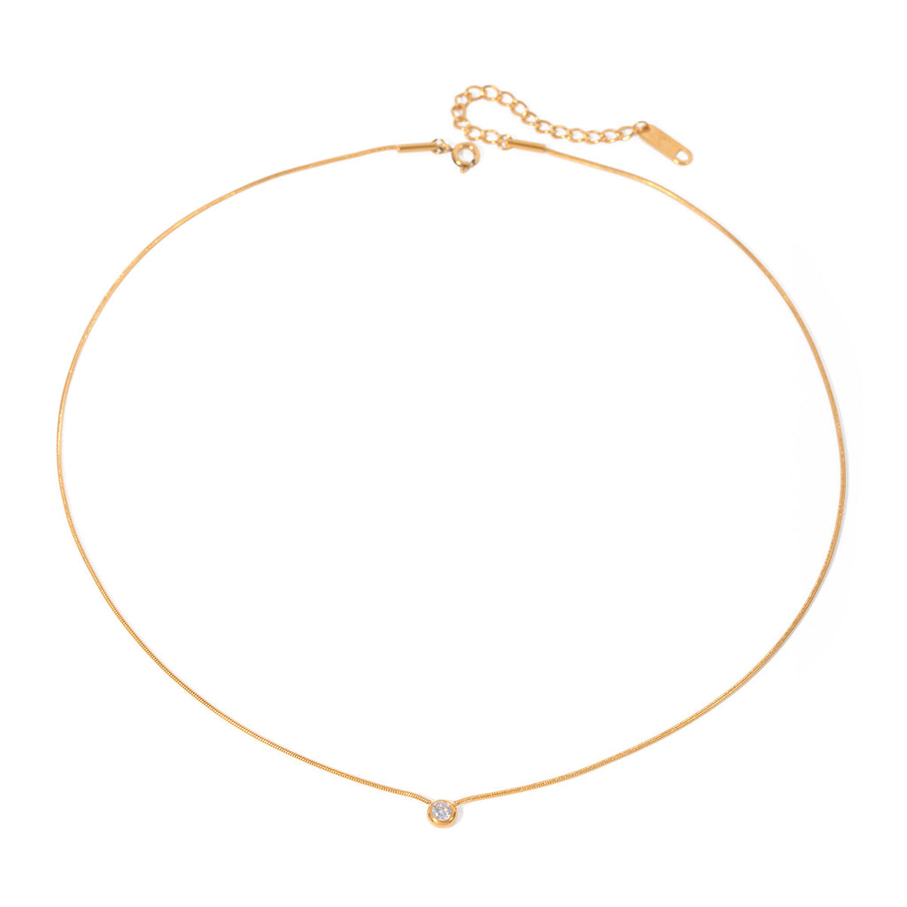 Damen Halskette mit filigranen Zirkonia-Akzenten Shop Nory