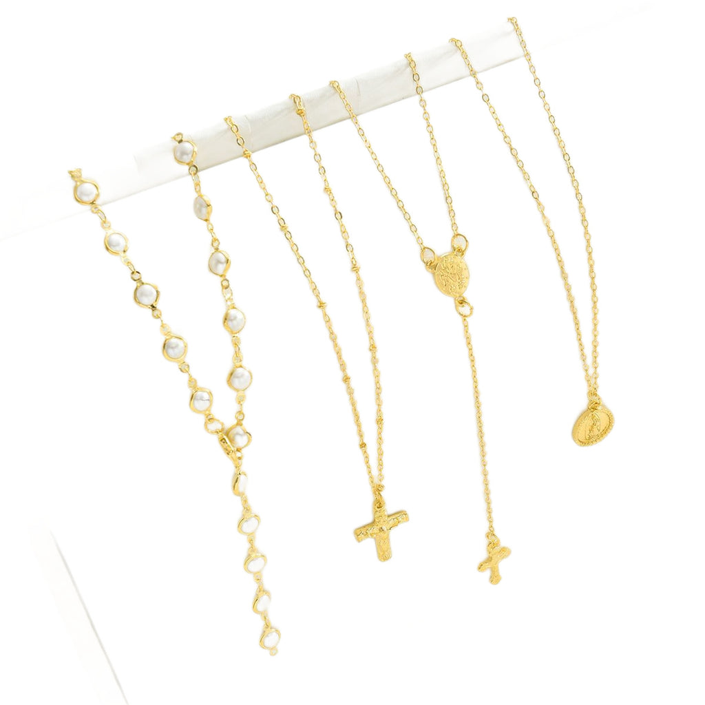 Damen Halsketten-Set mit eleganten Anhängern und Perlenakzenten Shop Nory