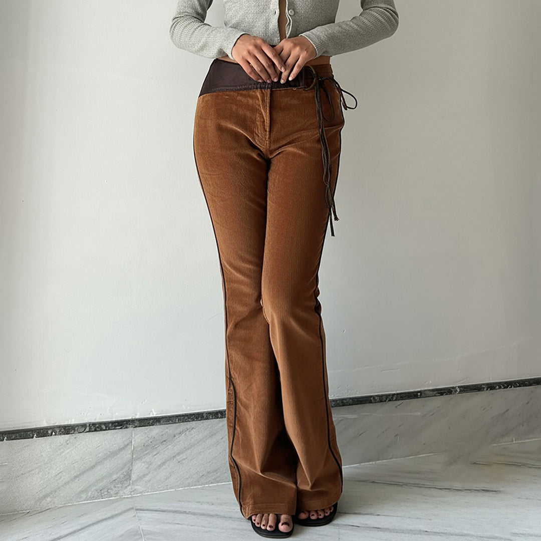 Damen nan ausgestellte Cordhose mit hohem Bund, Lederbesatz und Bindeband Shop Nory
