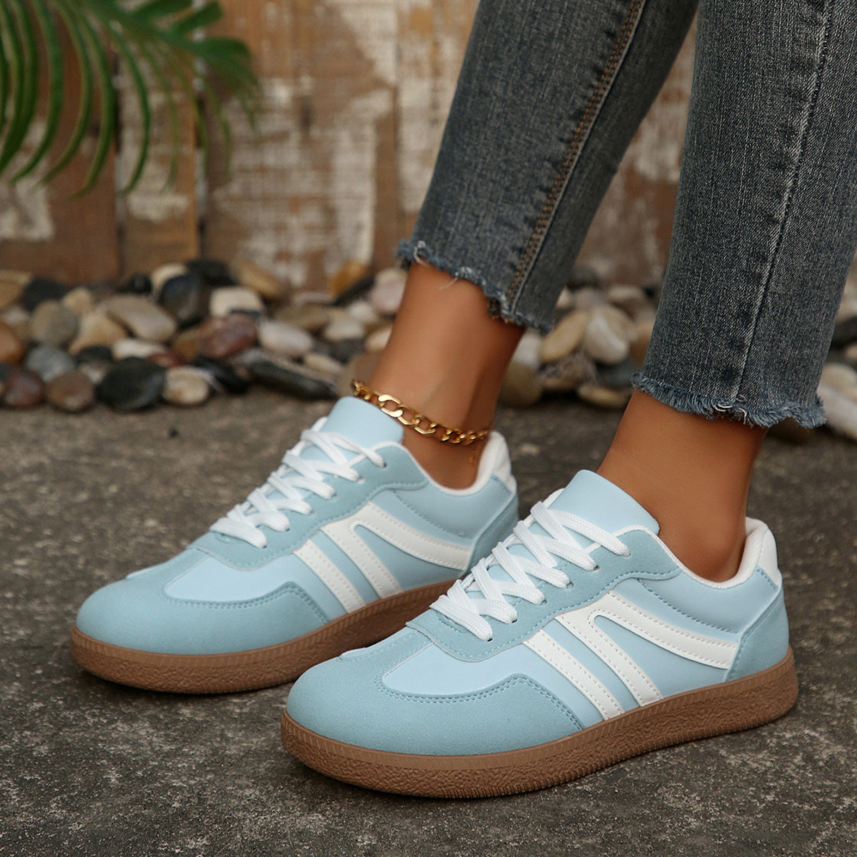 Damen Sportliche Freizeit-Sneaker mit klassischer Silhouette und atmungsaktiver Oberfläche