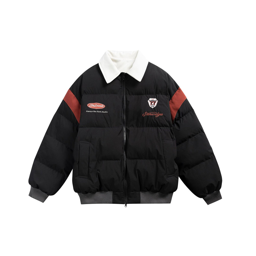 Damen Kurz geschnittene wattierte Blousonjacke mit kontrastierendem Kragen und Stickdetails Shop Nory