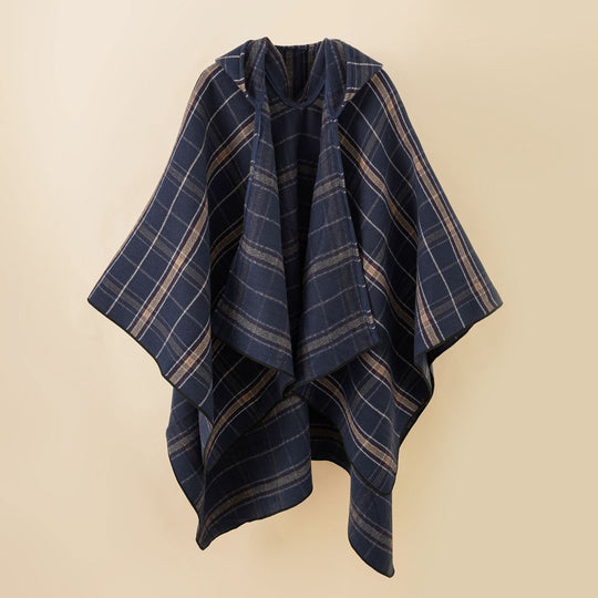 Damen Kapuzen-Poncho mit Karomuster, weichfallender Wollmix und offenem Oversize-Fall Shop Nory