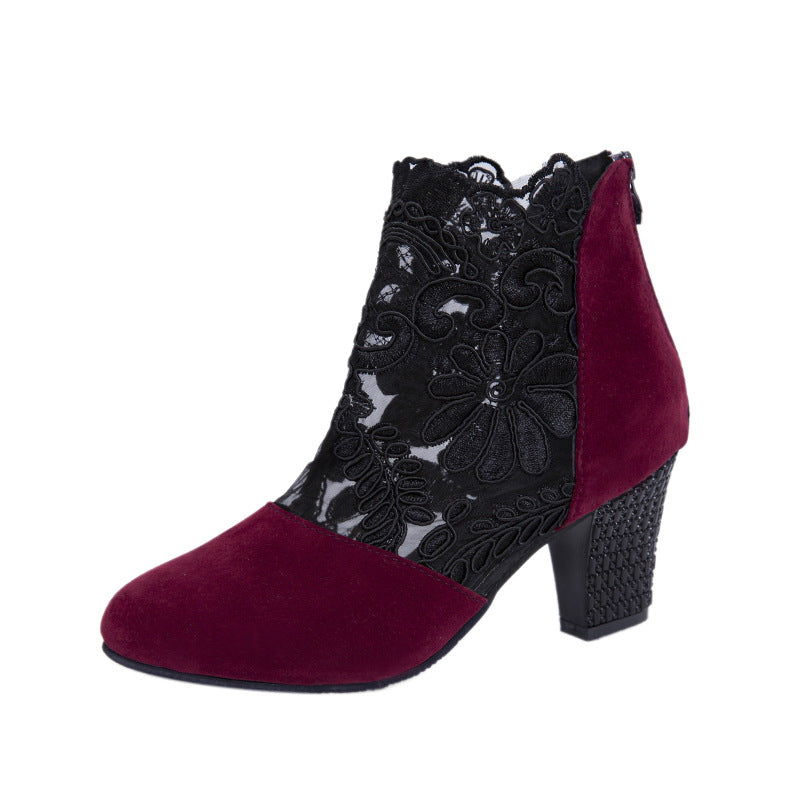 Damen Ankle-Boots mit floraler Spitze und samtiger Wildlederoptik mittelhoher Blockabsatz Shop Nory