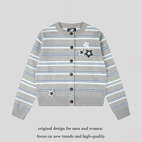 Damen Gestreifte Strick-Cardigan mit Knopfleiste und Stern-Applikationen Shop Nory