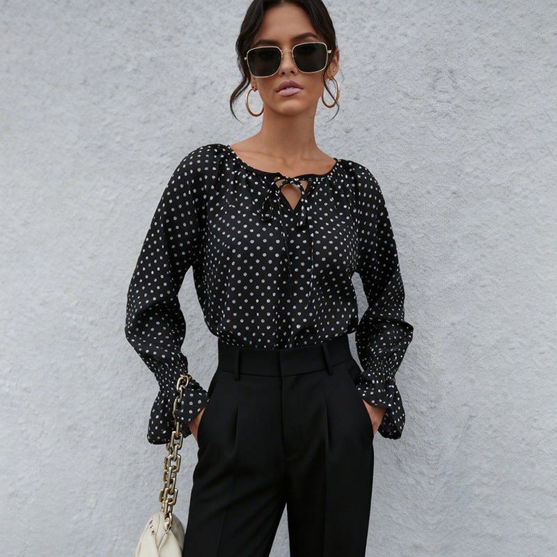 Damen Chiffonbluse mit Polka-Dots, BindShop Noryand-Ausschnitt und smockgesmokten Manschetten Shop Nory