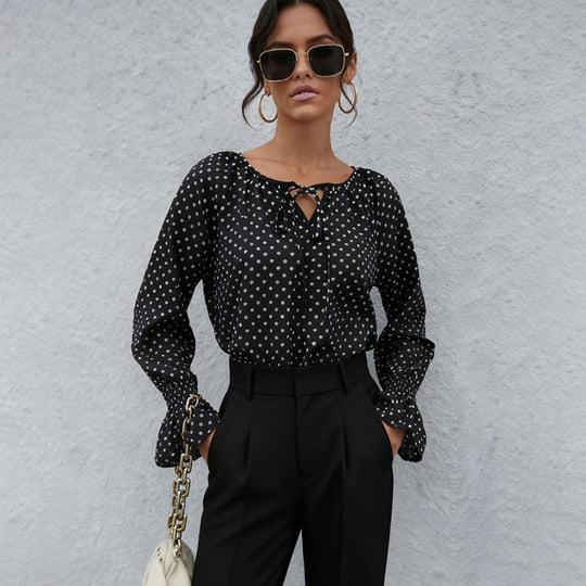 Damen Chiffonbluse mit Polka-Dots, BindShop Noryand-Ausschnitt und smockgesmokten Manschetten Shop Nory