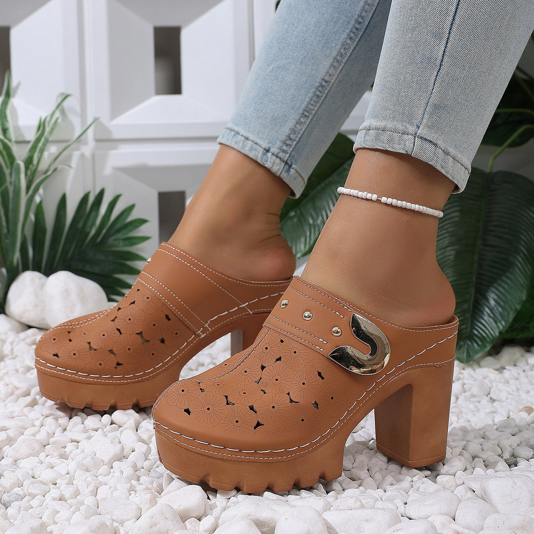 Damen Plateau-Clogs mit floralem Perforationsmuster, dekorativer Metallschnalle und hohem Blockabsatz Shop Nory