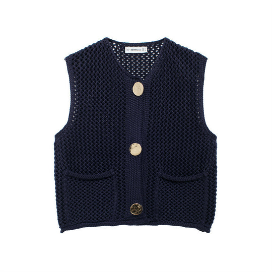 Damen gehäkelte Strickweste mit großen Zierknöpfen und Aufsatztaschen Shop Nory