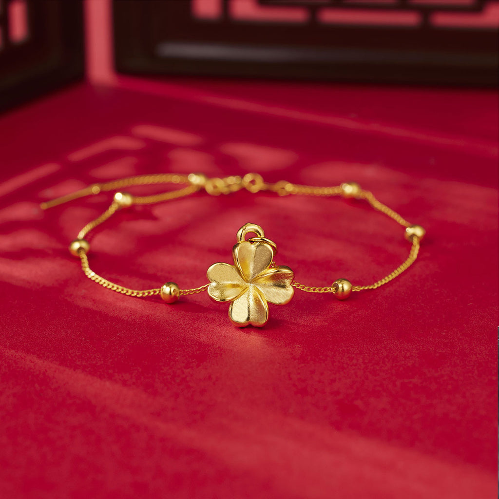 Damen elegantes Armband mit kunstvollem Blütenanhänger und hochwertigen Details Shop Nory
