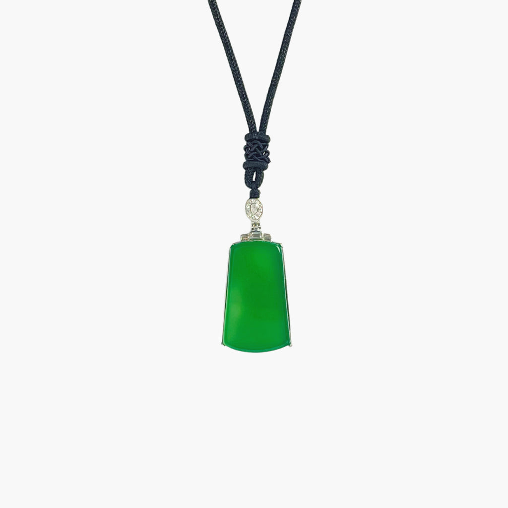 Damen Halskette mit kunstvollem Jade-Anhänger aus hochwertigen Materialien Shop Nory