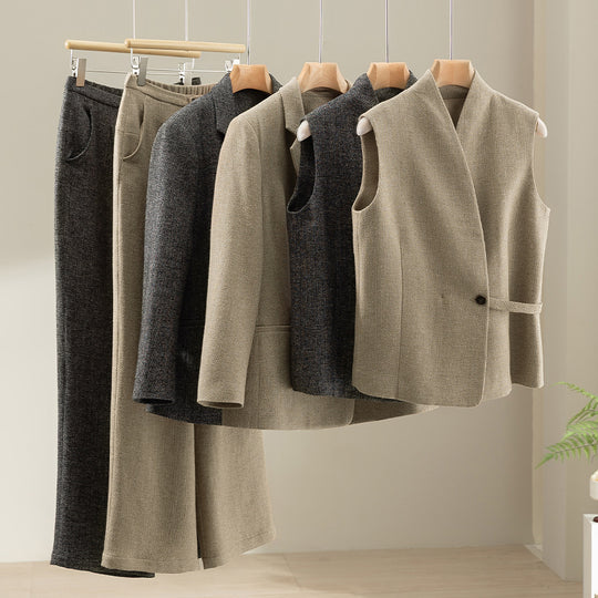 Damen Taillierte ärmellose Weste mit V‑Ausschnitt und Ziergürtel Shop Nory