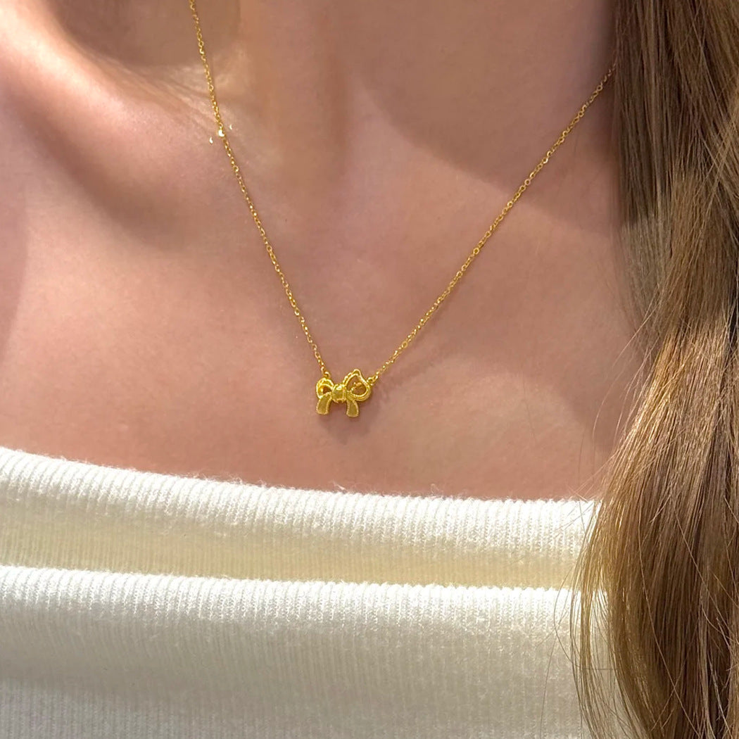 Damen Halskette mit elegantem Schleifenanhänger aus hochwertigem Edelstahl Shop Nory