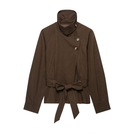 Damen Kurz-Trenchjacke mit hohem Stehkragen, Bindegürtel und asymmetrischer Knopfleiste Shop Nory