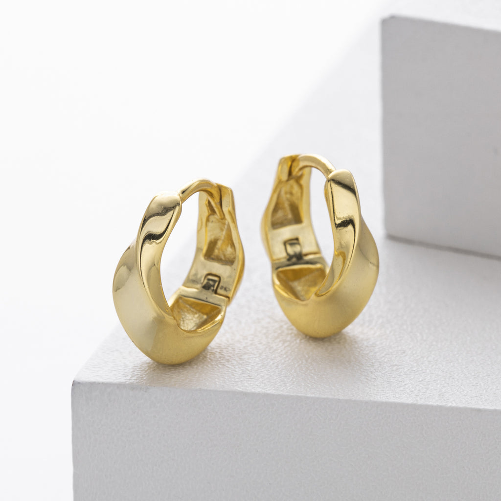 Damen Creolen im modernen, geschwungenen Design aus 925er Sterlingsilber Shop Nory