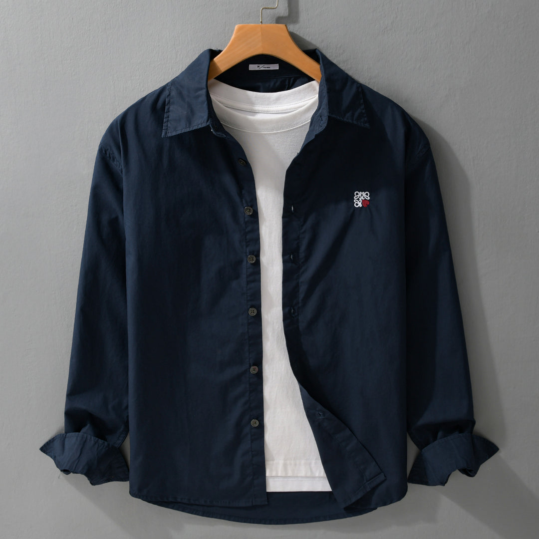 Herren Leichtes Baumwolloverhemd mit Kentkragen und dezenter Logo‑Stickerei Shop Nory