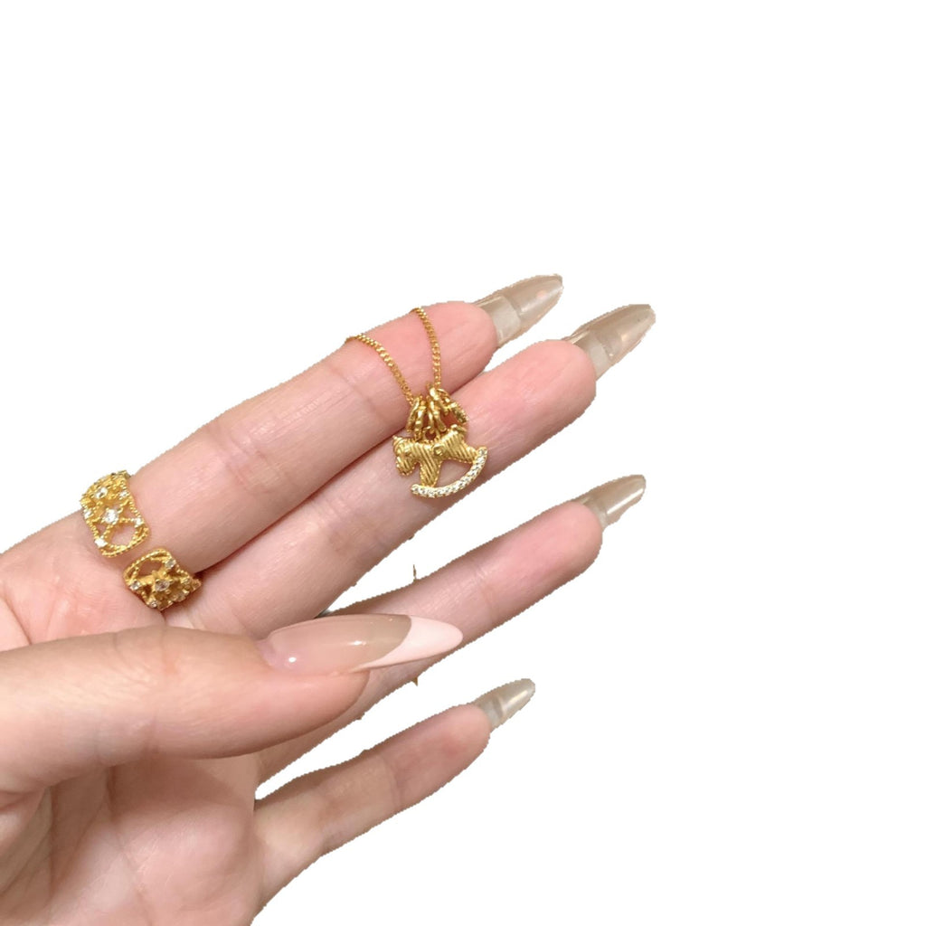 Damen Halskette mit filigranem Pferdemotiv und funkelndem Zirkonia Shop Nory
