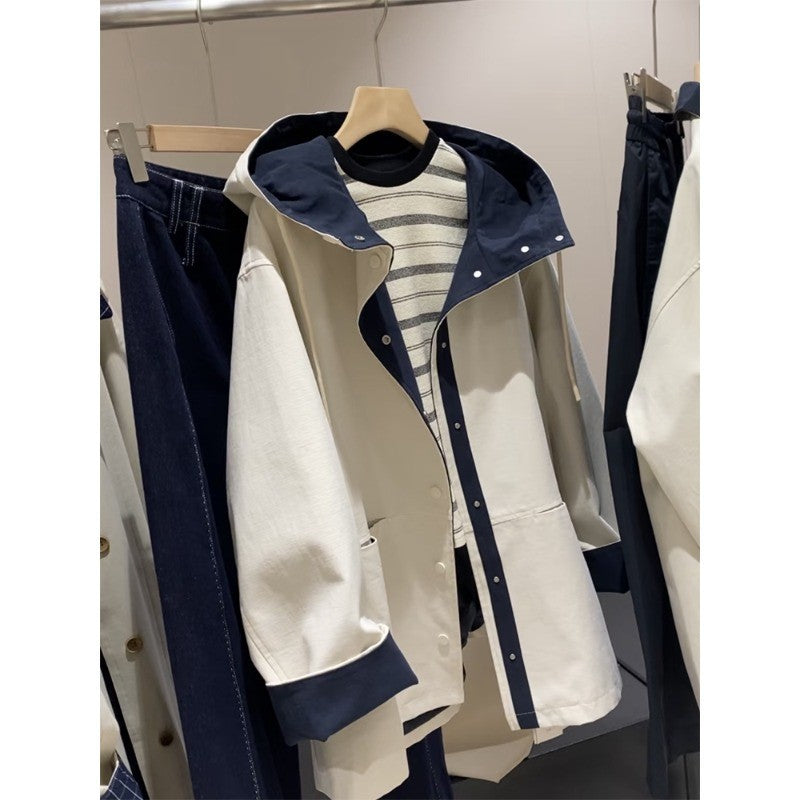 Unisex Oversized utilitarischer Trenchcoat mit kontrastiertem Innenfutter und Kapuze Shop Nory